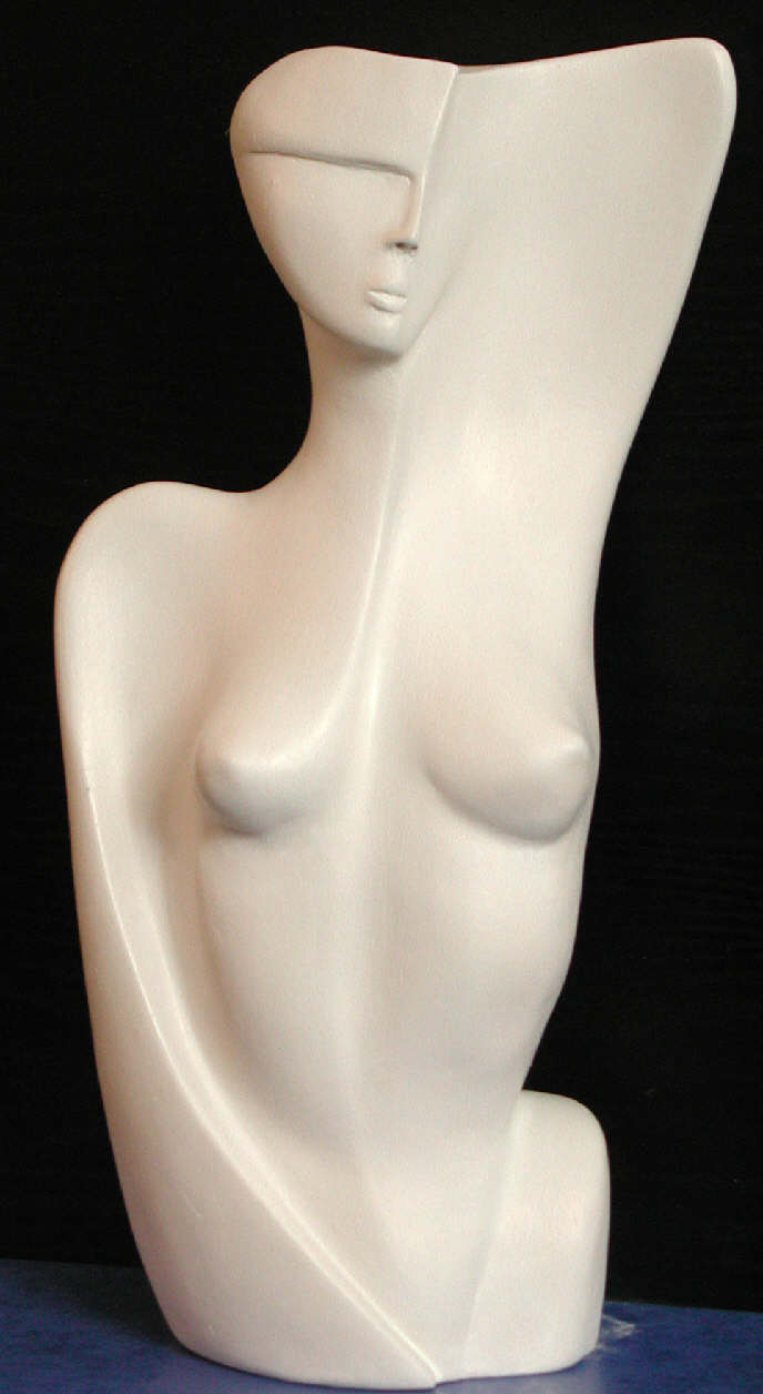 sculpture femme bras levs