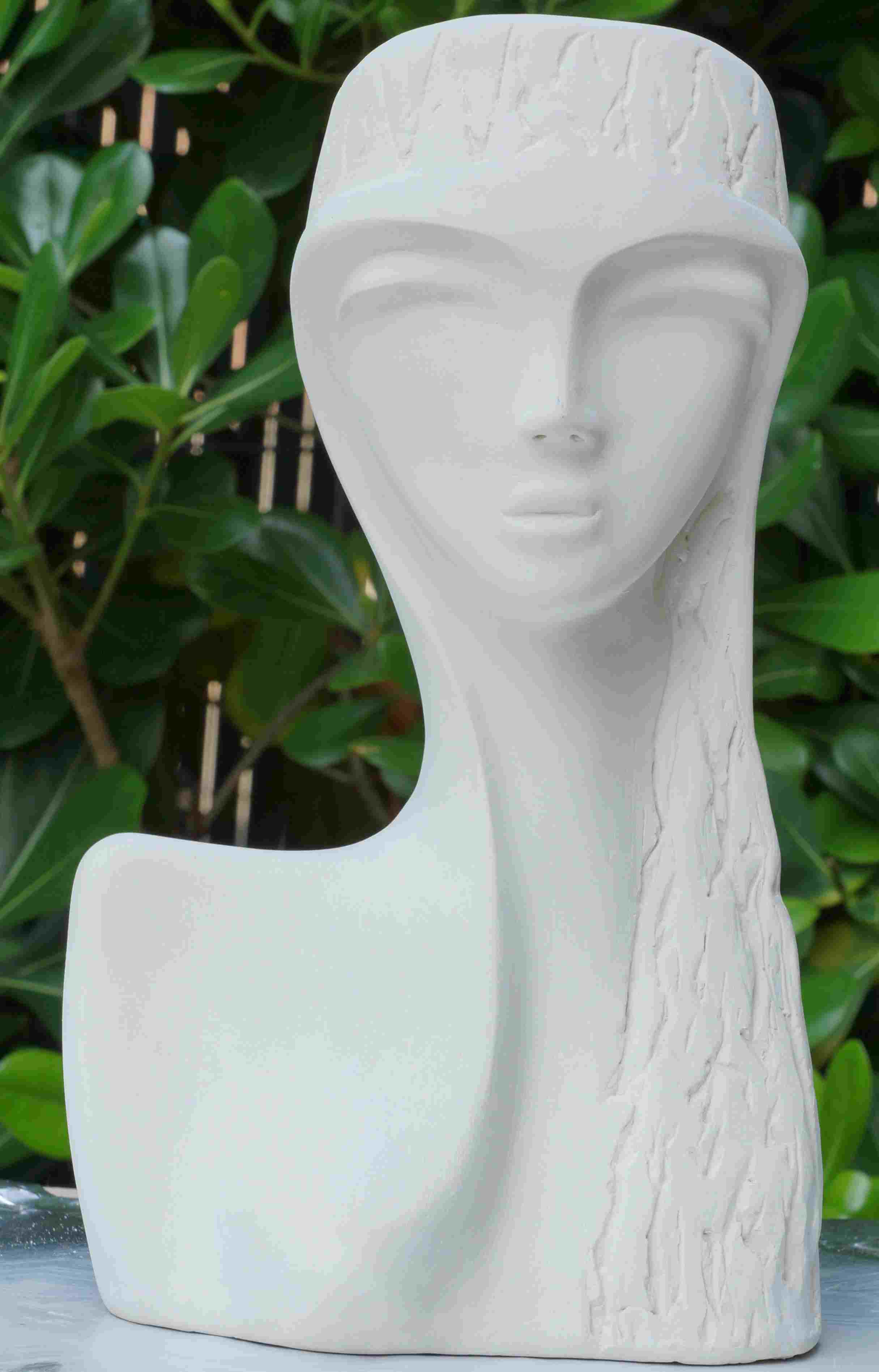sculpture YELENA